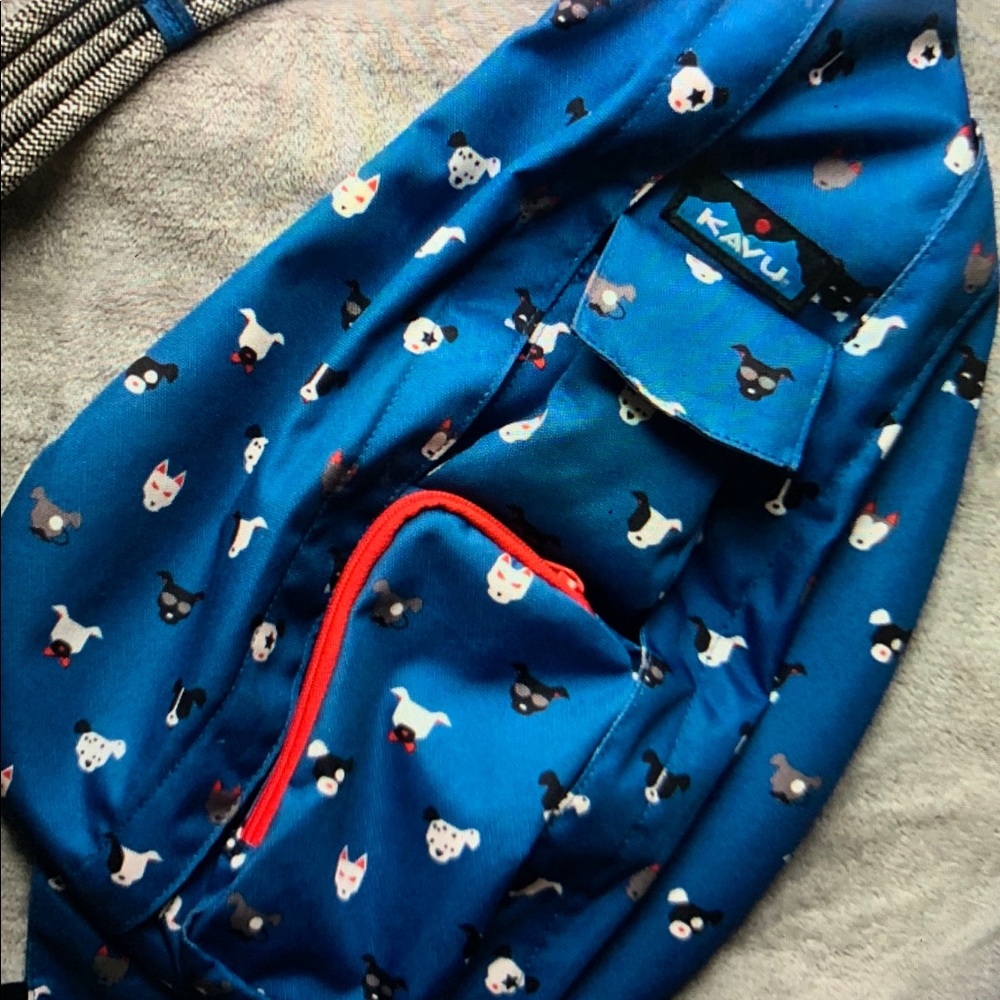 ISO Kavu “puppytude” bag - DO NOT BUY